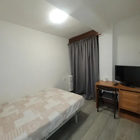 Castilla בית הארחה סרגוסה